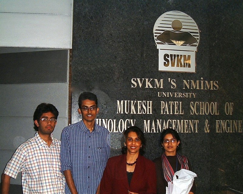 Maya Daswani with a group of NMIMS students