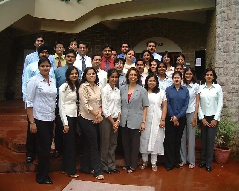 Maya Daswani with a group of relationship managers after training